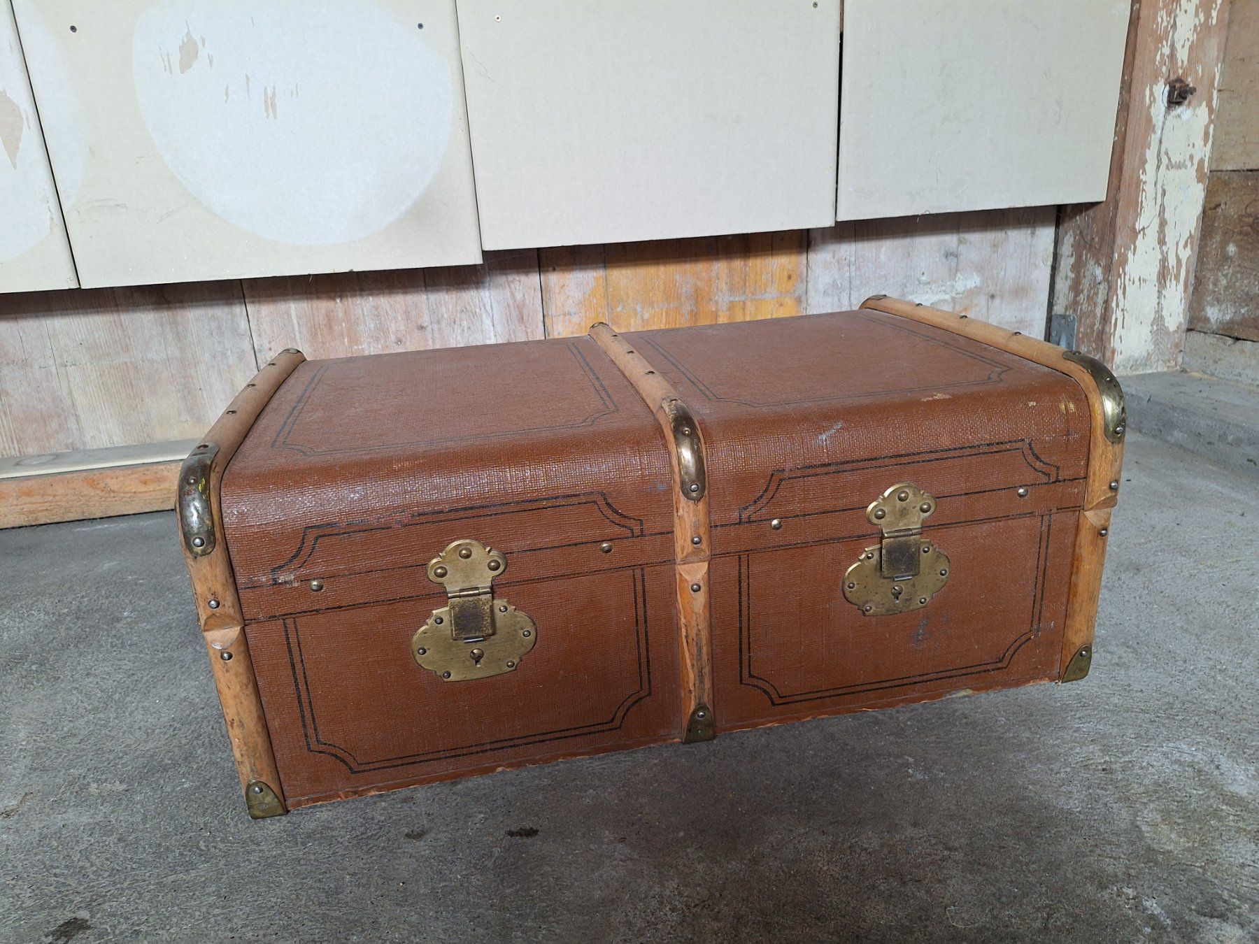 Cassapanche: Vintage Truhe/Koffer – Usato da Savognin venduto da Fritz061