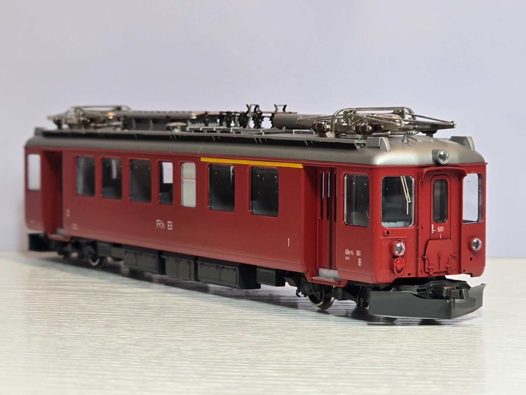 Bemo Modellini di ferrovie: Bemo, 1265111, RhB, ABe 4/4 501, Triebwagen, Analog, Vitrine – Usato da Kloten venduto da Nicola2 6