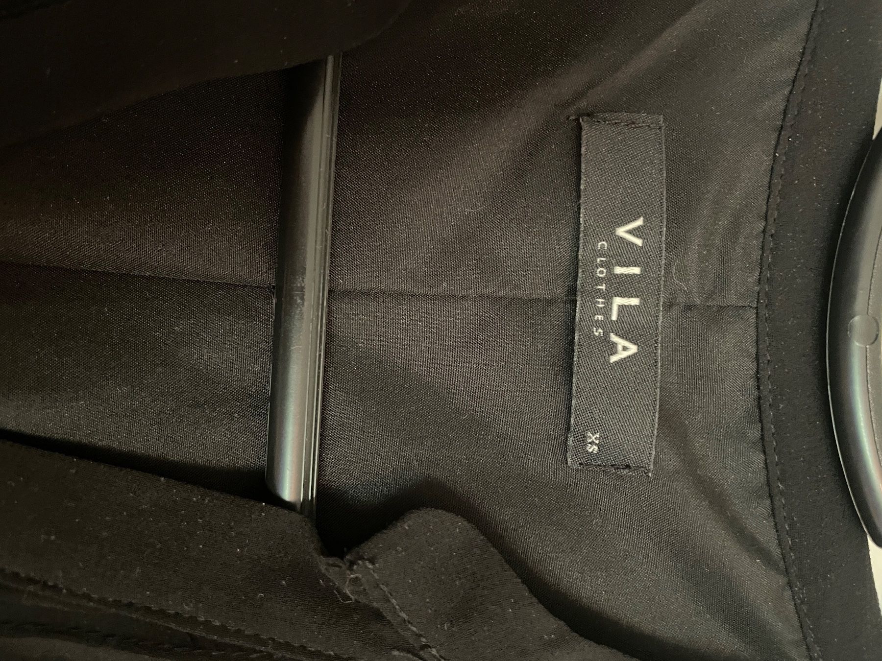 Vila Vestiti: Kleid Vila kurzarm schwarz Gr. XS – Usato da Schmitten FR venduto da ancaob 3