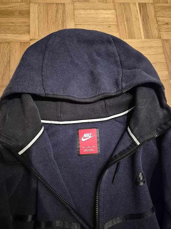 Vestes: Dunkelblaue Nike Stoffjacke – D'occasion à Ettingen par mus_qx88 1