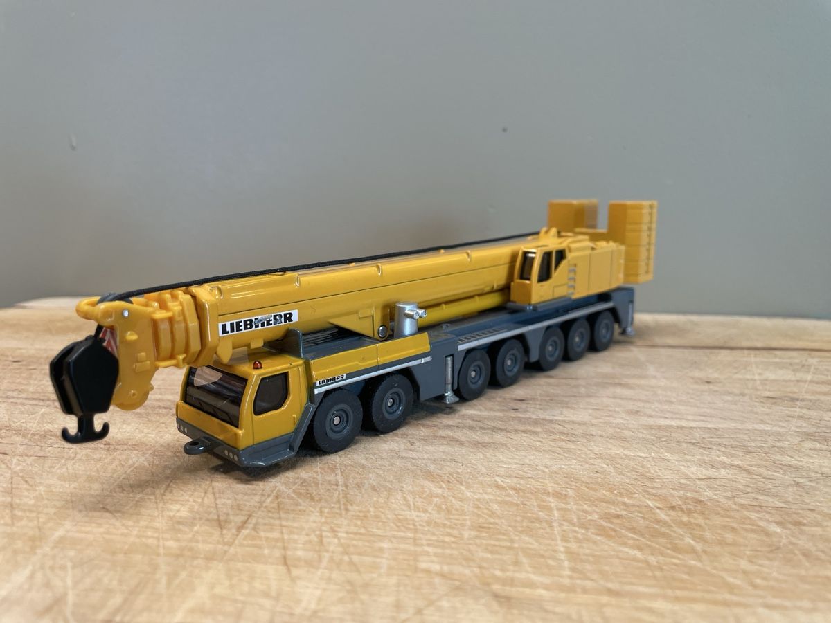 Siku Kit di modellismo & Modellini statici: SIKU Pneukran Liebherr – Usato da Frauenfeld venduto da Challenger77 1