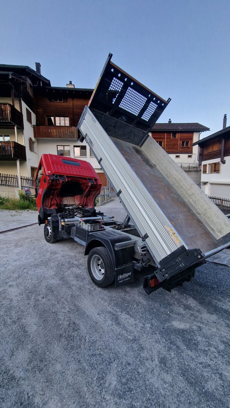 Nissan Veicoli commerciali: Nissan Cabstar F24 2.5 – Usato da Dardin venduto da Elowian 3
