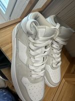Karl Kani Gr.37.5