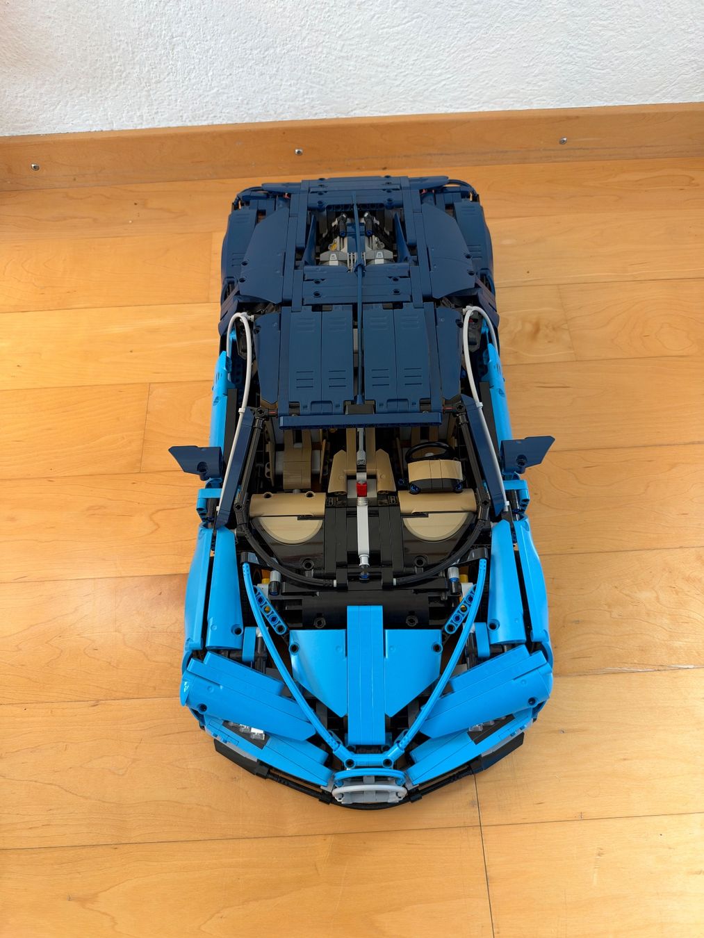 Bugatti Voitures modèles: LEGO Technic Bugatti Chiron Modellbausatz  blau – D'occasion à Niederurnen par joe_w9bp 1