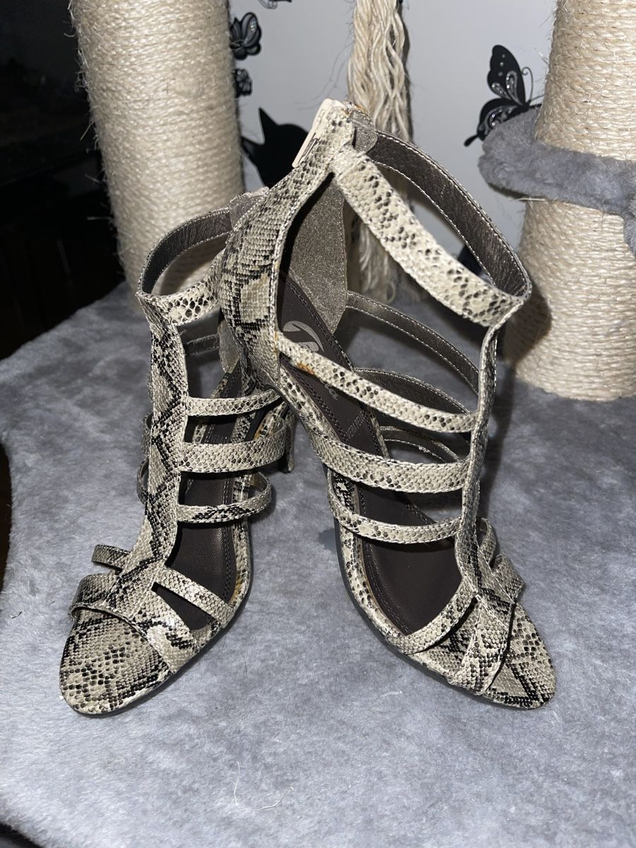 Scarpe da donna: Sandaletten Leoprint – Nuovo (secondo la descrizione) da Staufen venduto da GiuliettaD