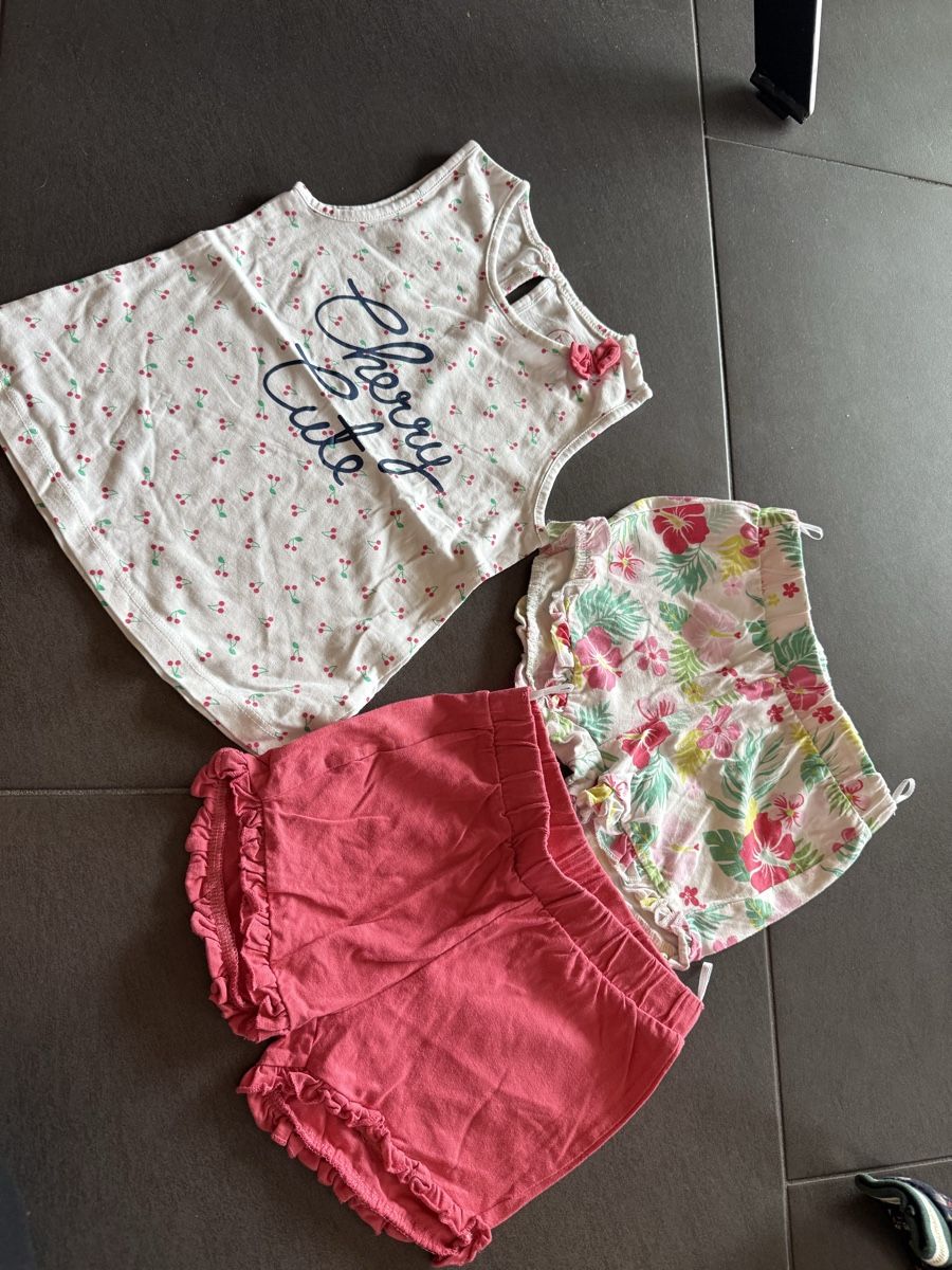 Lotti & Set di vestiti: Lot vêtements été 86 – Usato da Bremgarten b. Bern venduto da nathalie83