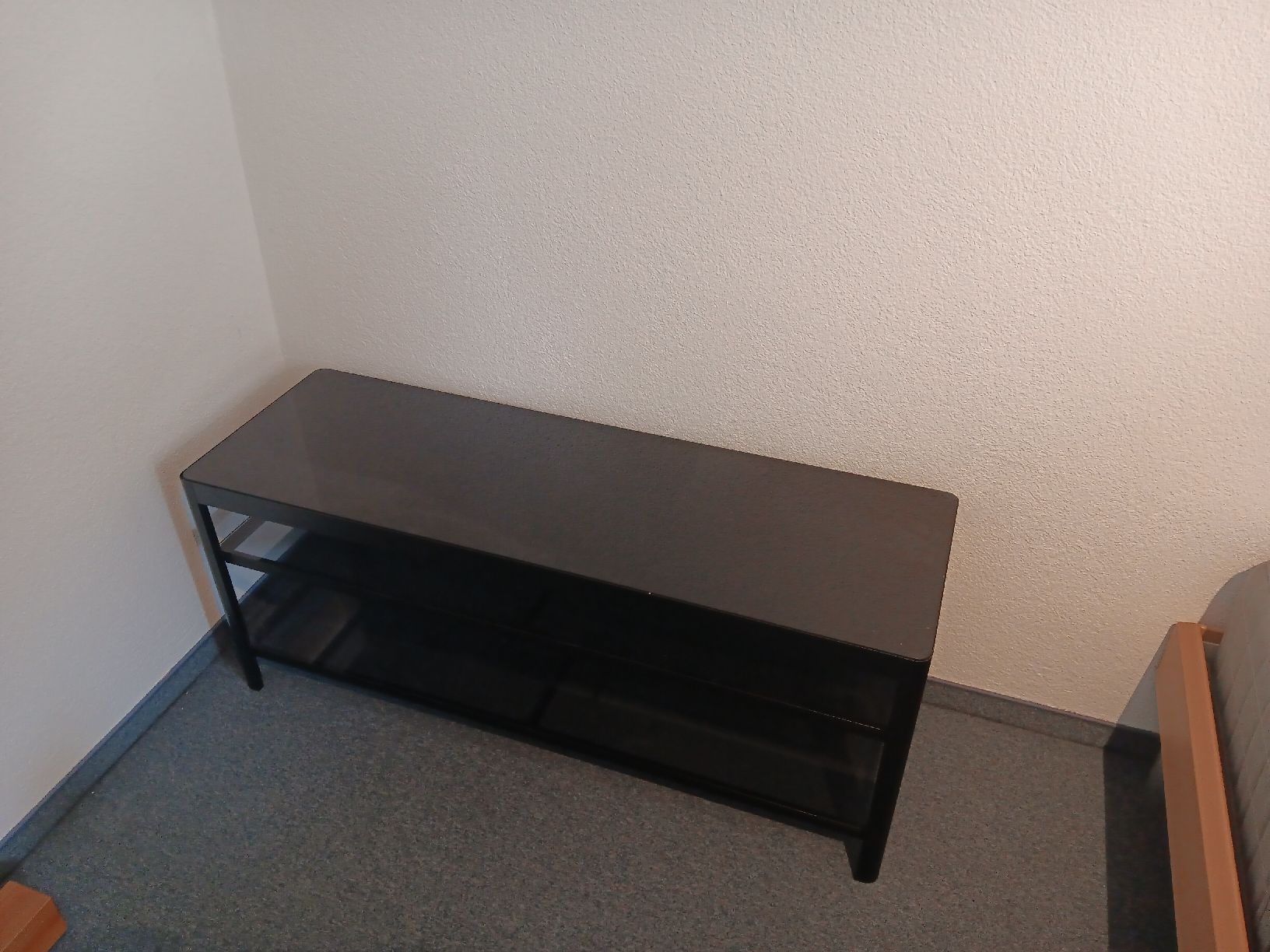 Meubles TV: Glass TV Stand – D'occasion à Zürich par hca_kqh2 2