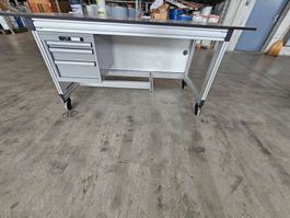 Rolarbeitstisch mit Schubladenstock