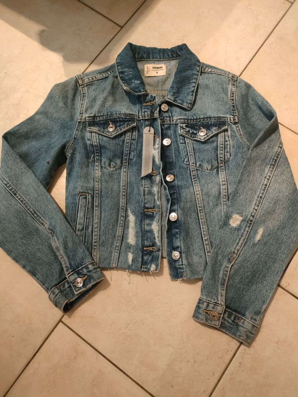Tally Weijl Giacche & Cappotti: Jeansjacke Gr.M  NEU!!! – Nuovo e nell'imballaggio originale da Adelboden venduto da Lammhult
