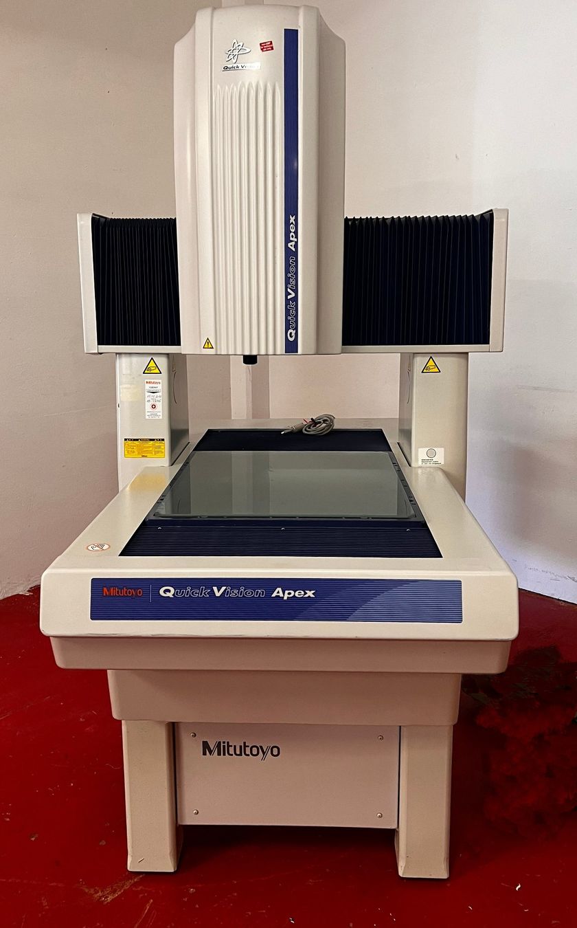 Mitutoyo Misurare: Mitutoyo Quick Vision Apex - CNC Vision Measuring System – Usato da Niederdorf venduto da LeptonAG_Labor 1