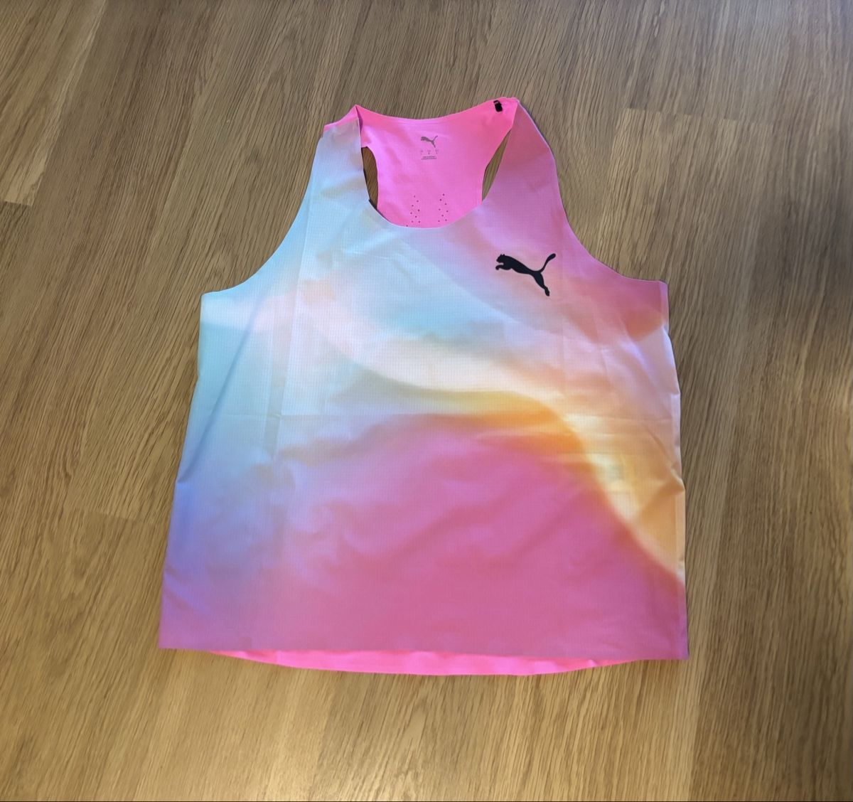 Puma Tops: Puma Lightspeed  Ultralite Singlet Top – Gebraucht aus Baden von Tiffany6878 9