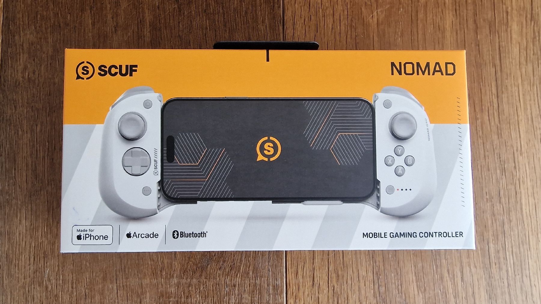 Wandhalterungen: SCUF NOMAD iOs - Mobile Gaming Controller white – Neu und originalverpackt aus Alterswilen von victoria17
