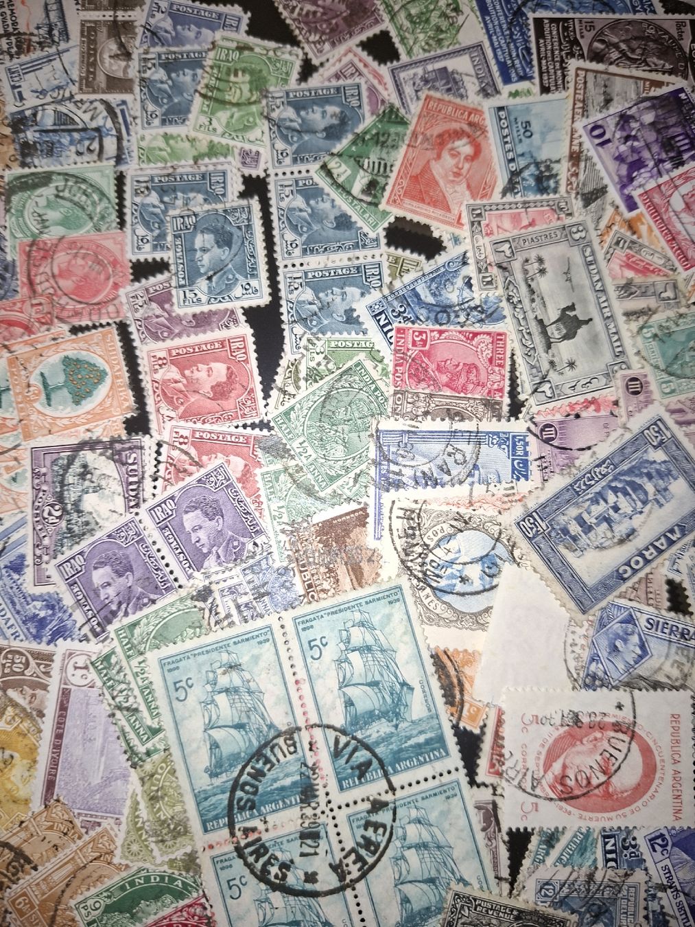 Tous les timbres: Lot Briefmarken Ausland 3#  – D'occasion à Balgach par SIMEON27 2