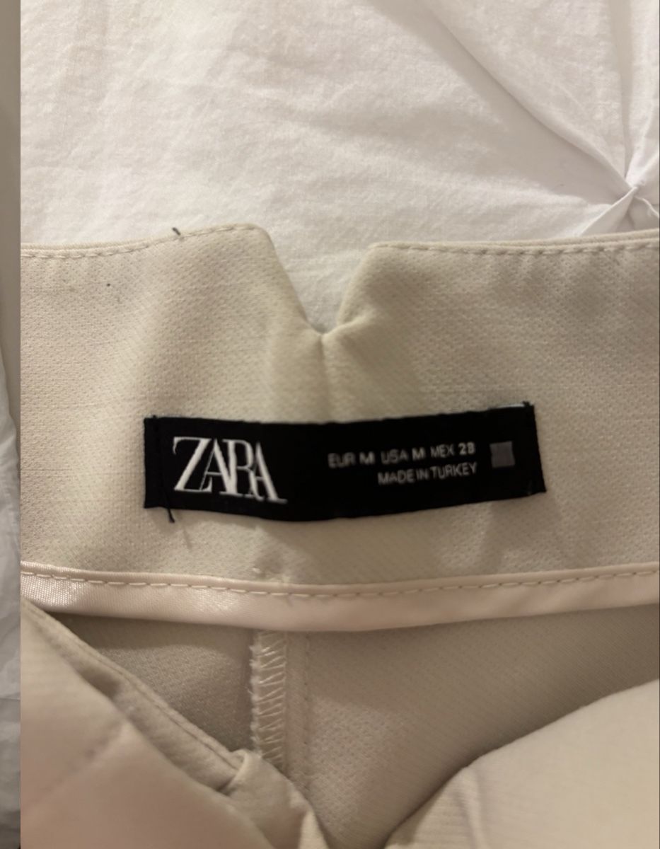 Zara Pantaloni: Beige Anzugshose Zara – Usato da Winterthur venduto da beijaflor777 1