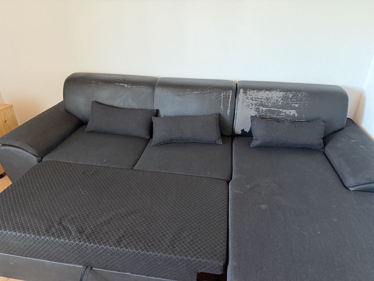 Sofas: Ecksofa schwarz mit Bettfunktion und Stauraum – D'occasion à Wildberg par todi_22 2