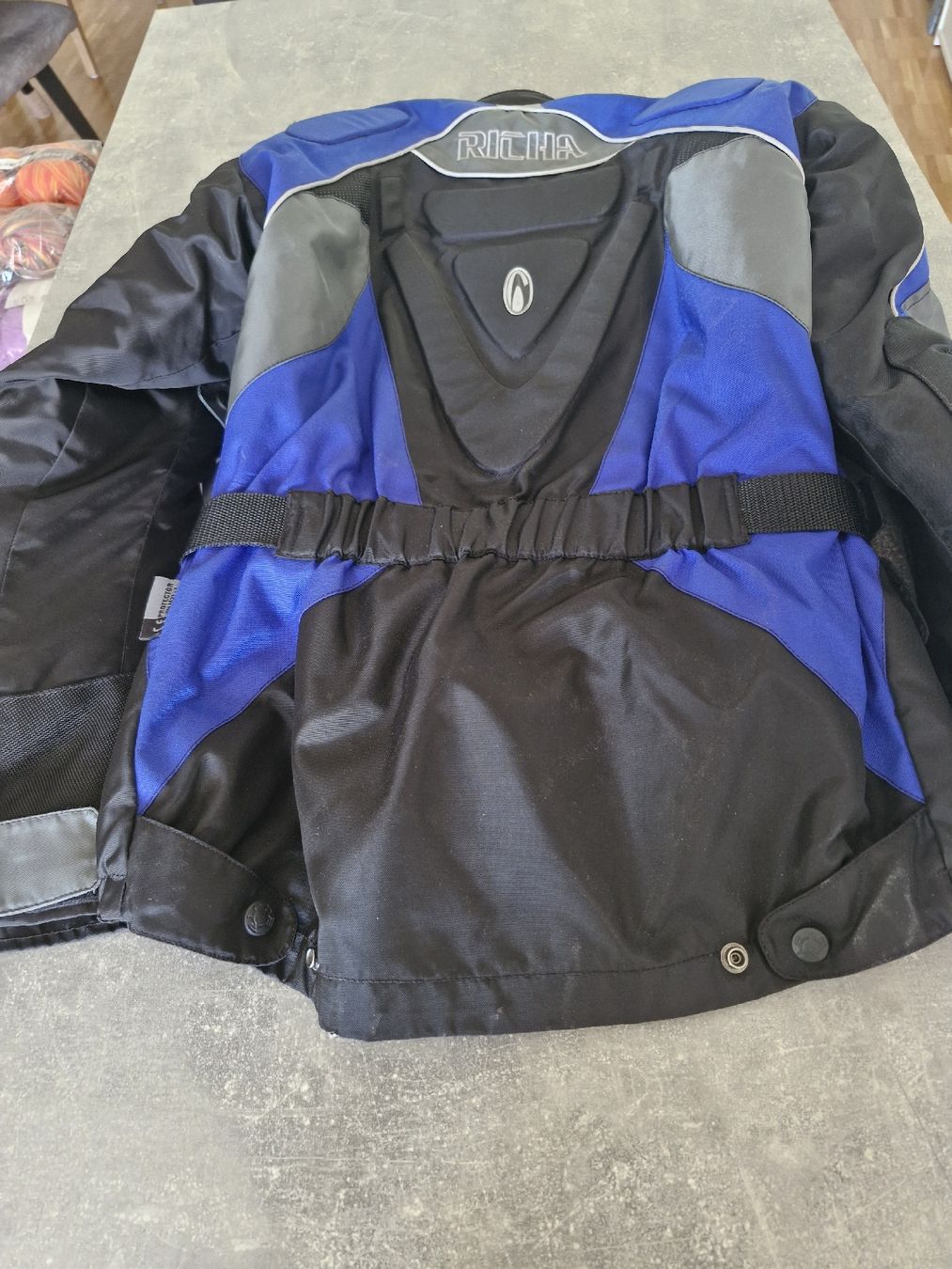 Giacche: motorrad jacke – Usato da Zuchwil venduto da silvermoon74 1