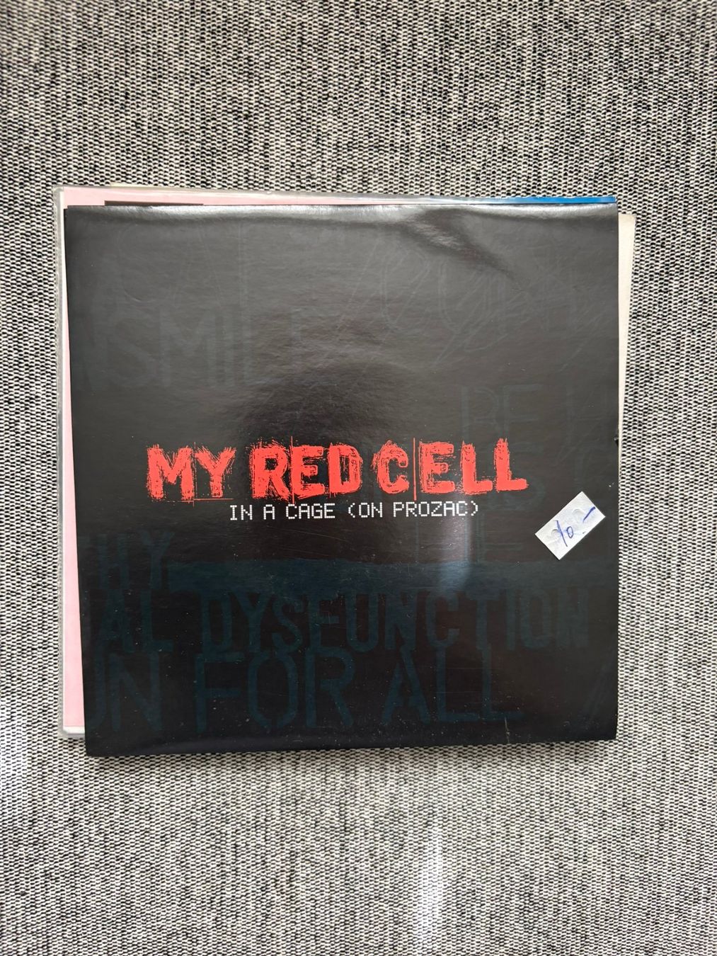 Dischi in vinile: My Red Cell - In A Cage – Usato da Zofingen venduto da Bigron