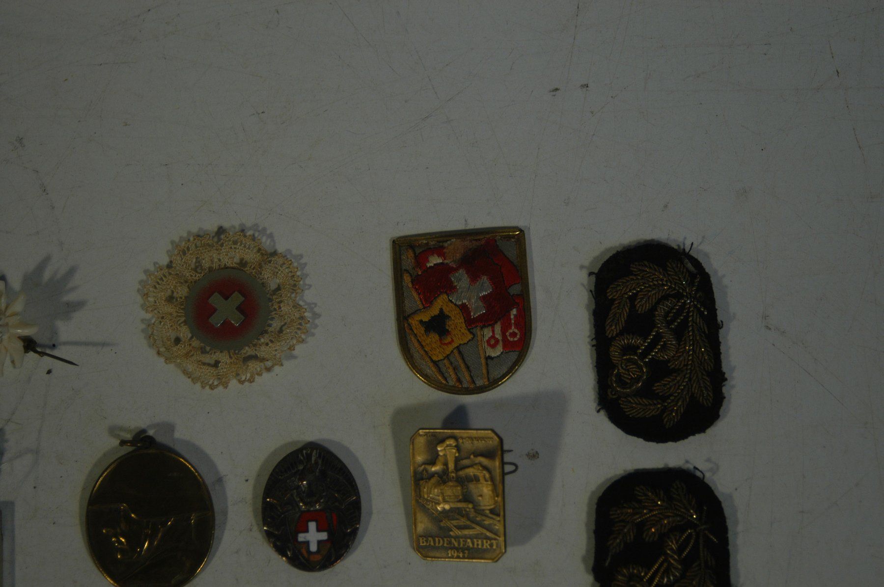 Medaglie: Sammlung: Diverse alte Schweizer Medaillen Anstecker etc. – Usato da Herisau venduto da Wisen 5