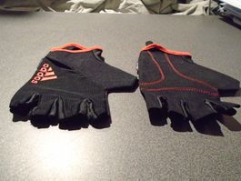 Handschuh Grösse L, adidas, schwarz/rot