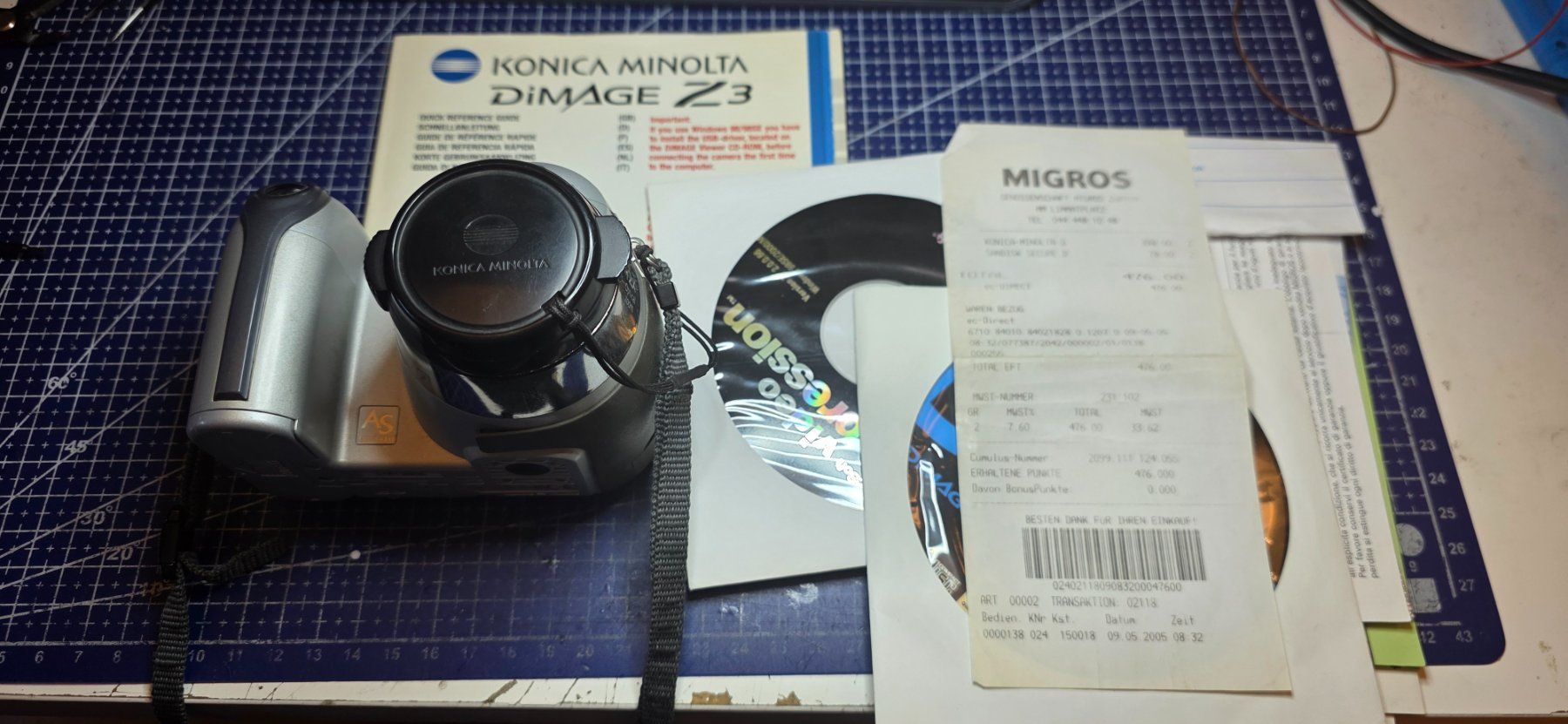 Konica Fotocamera: Konica Minolta DiMAGE Z3 Digitalkamera, gebraucht, – Difettoso da Hochfelden venduto da Danizh0