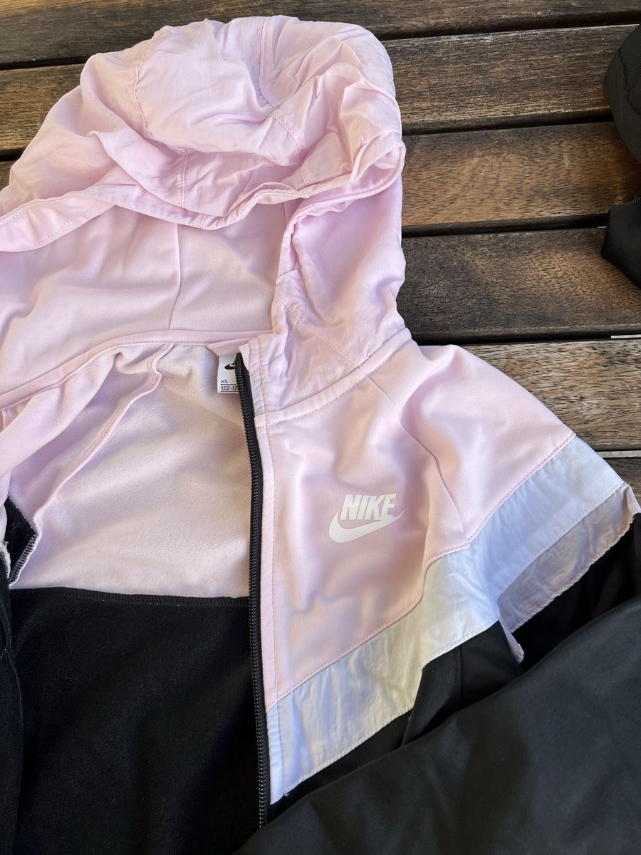 Nike Completi: NIKE Trainingsanzug 122-128 – Nuovo (secondo la descrizione) da Glattbrugg venduto da HUAKK 4