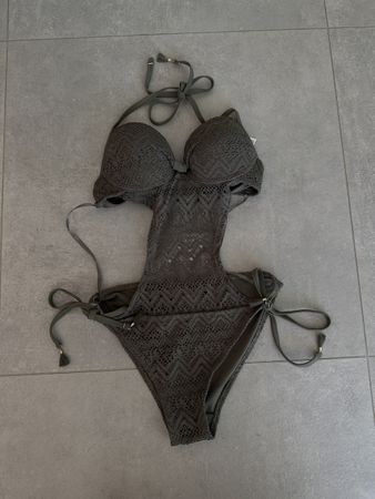 Sommer-Body Badeanzug, Gr. 75A, Olivgrün, Neuwertig!