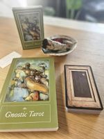 The Gnostic Tarot & Buch