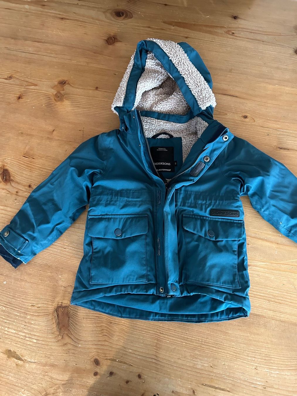 Lotti & Set di vestiti: Kleiderpacket Grösse 98/104 Herbst/Winter – Usato da Winterthur venduto da RubenK23 8