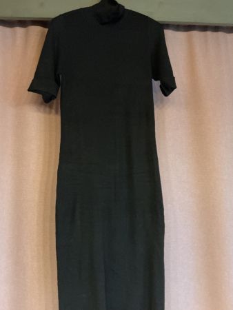 Kleid Chicoree schwarz Rollkragen Grösse L