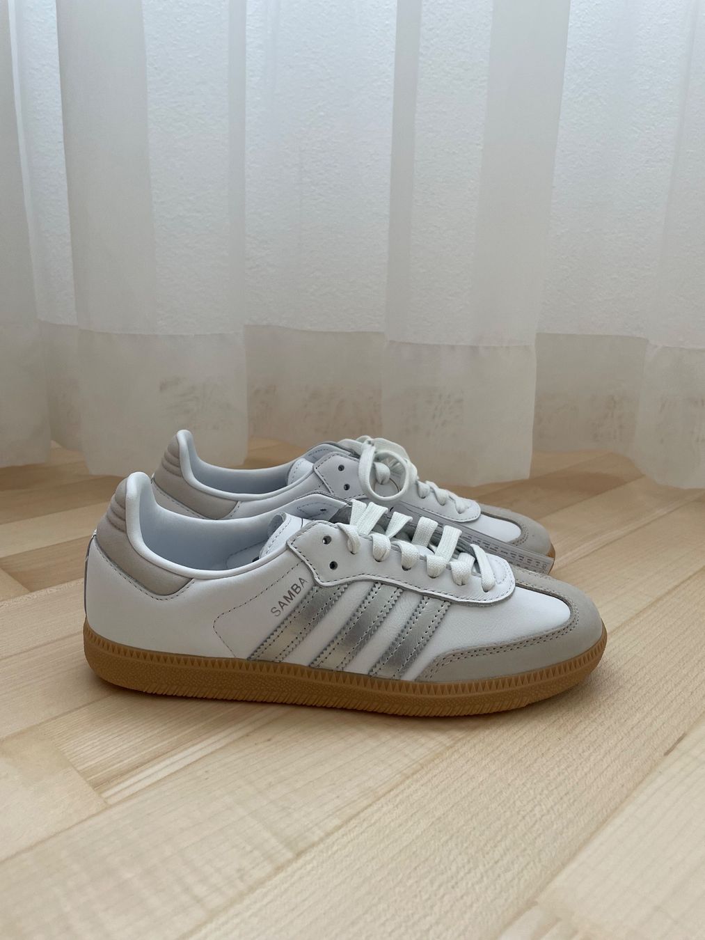 Adidas Scarpe da donna: ADIDAS Sambas weiss/silber – Nuovo e nell'imballaggio originale da Baar venduto da Beneman 2