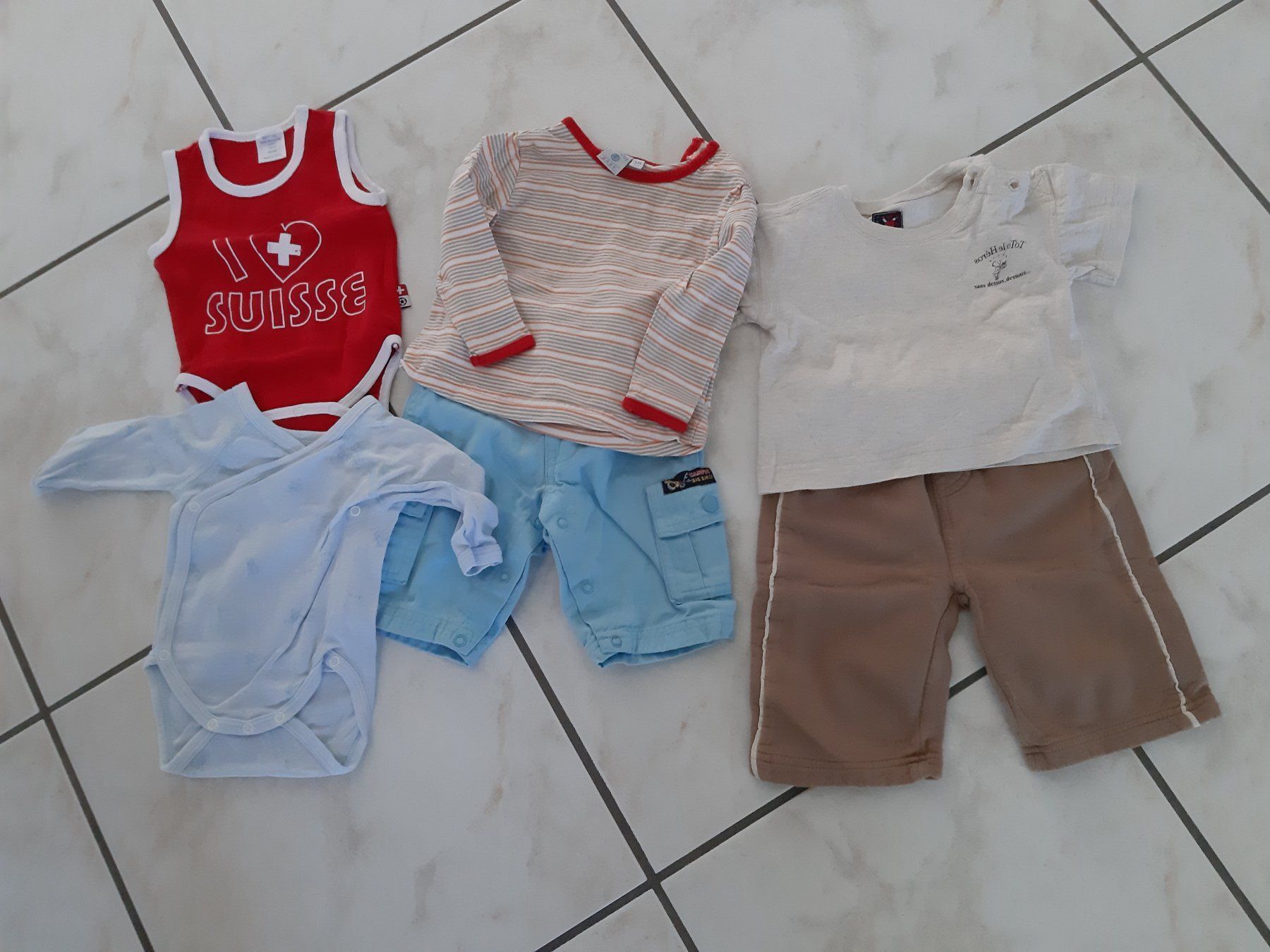 Lotti & Set di vestiti: Kleiderpaket Gr. 56/62 Junge – Usato da Schmitten FR venduto da ReniStern
