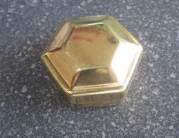 Alte Messing Pillendose 6-Eckig