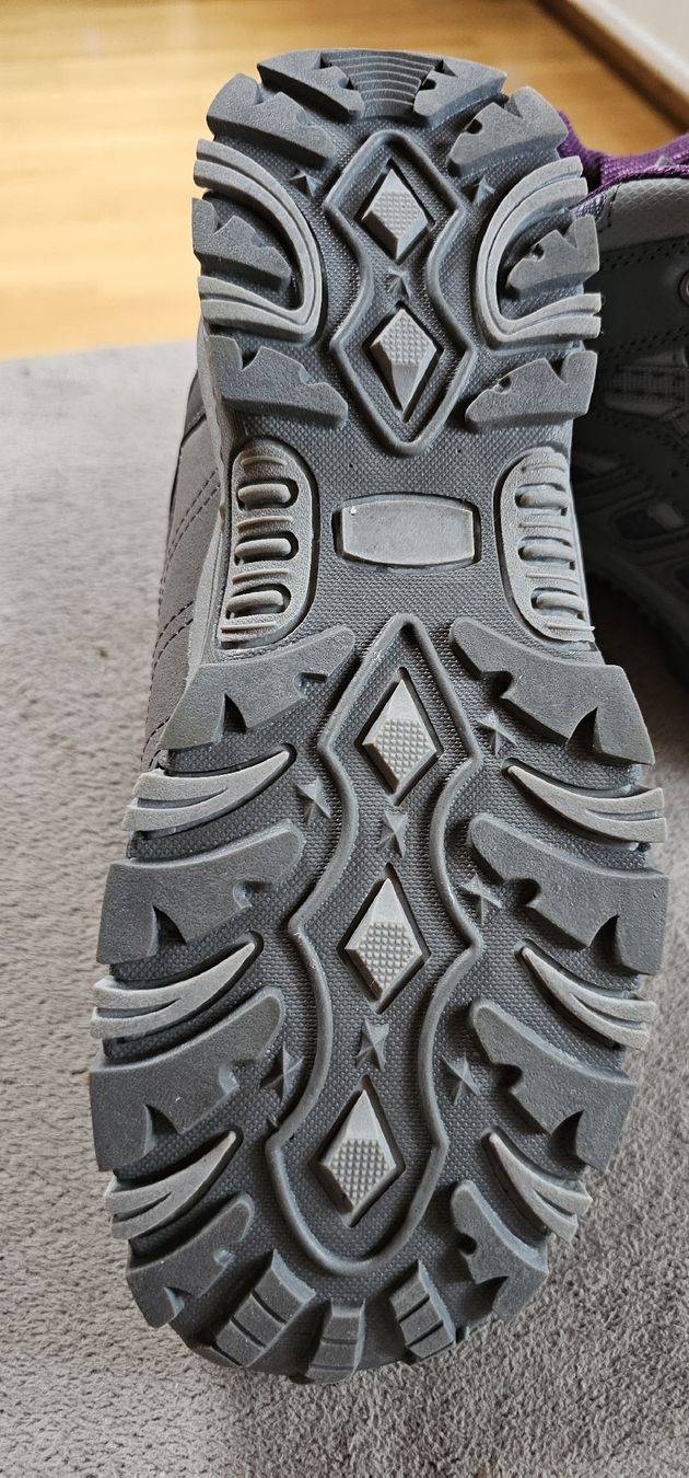 Scarpe da donna: Terre Wanderschuhe, Grau/Violett, Grösse 40, Top! – Usato da Ferden venduto da jemyce 1