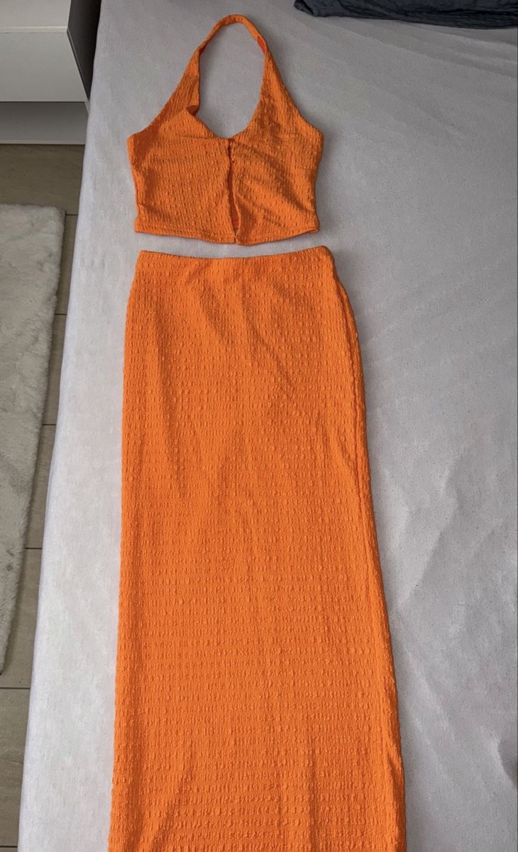 Shein Lots de vêtements: Oranges Zweiteler Set – Neuf (Voir description) à Oftringen par soraia.i 1