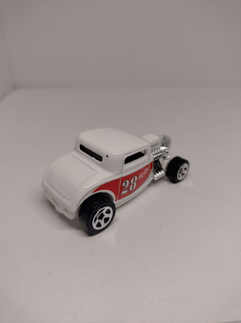 Hot Wheels Modellautos: Hot Wheels 32' Ford – Gebraucht aus La Chaux-de-Fonds von Pierrot8404 2