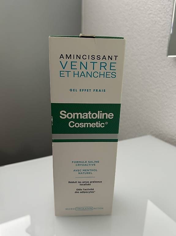 Soins hydratants: Somatoline Cosmetic Cellulite Gel effet – D'occasion à Ebikon par NeroLupo 1