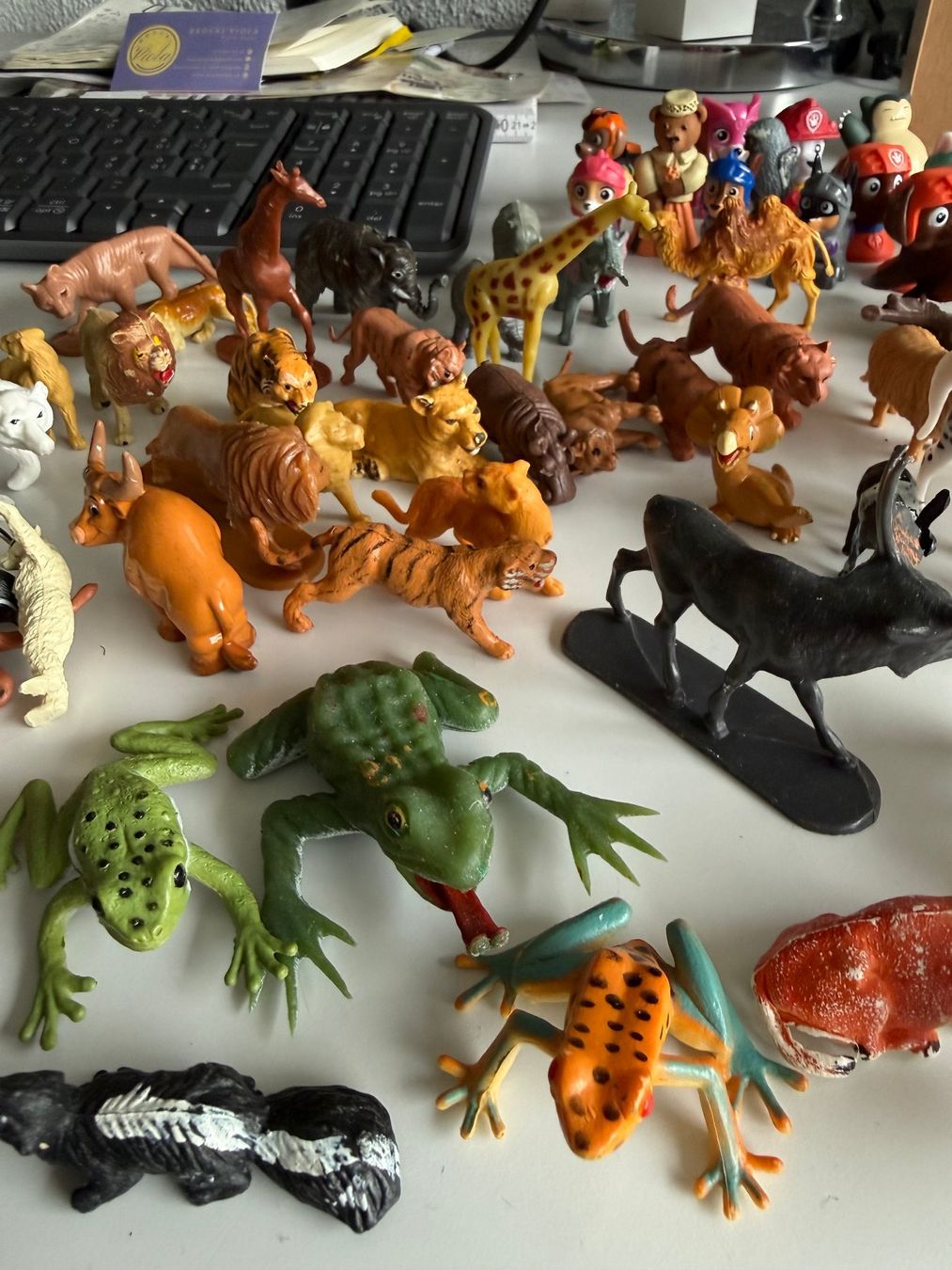 Giocattoli: Zoo Sammlung 162 Tiere und Figuren – Usato da Kirchdorf AG venduto da coco123 2