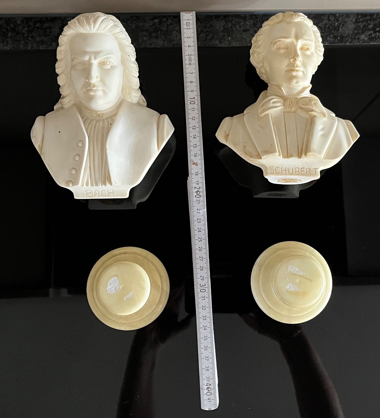 Skulpturen & Statuen: Bach & Schubert Büste - Klassische Komponisten – Gebraucht aus Stetten AG von Brissago25 5