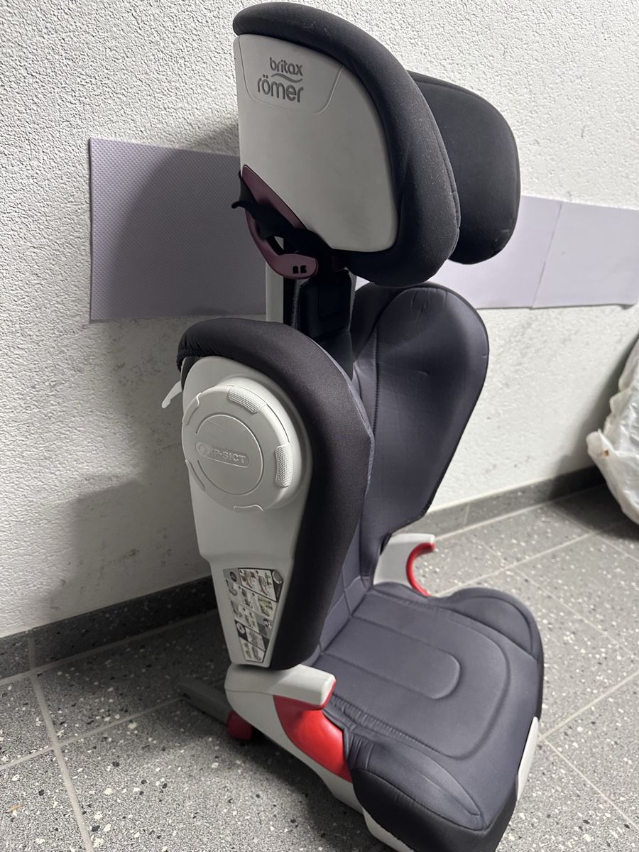 Britax Römer Seggiolini per auto: Kindersitz Britax Römer – Usato da Bütschwil venduto da hfs2010 7