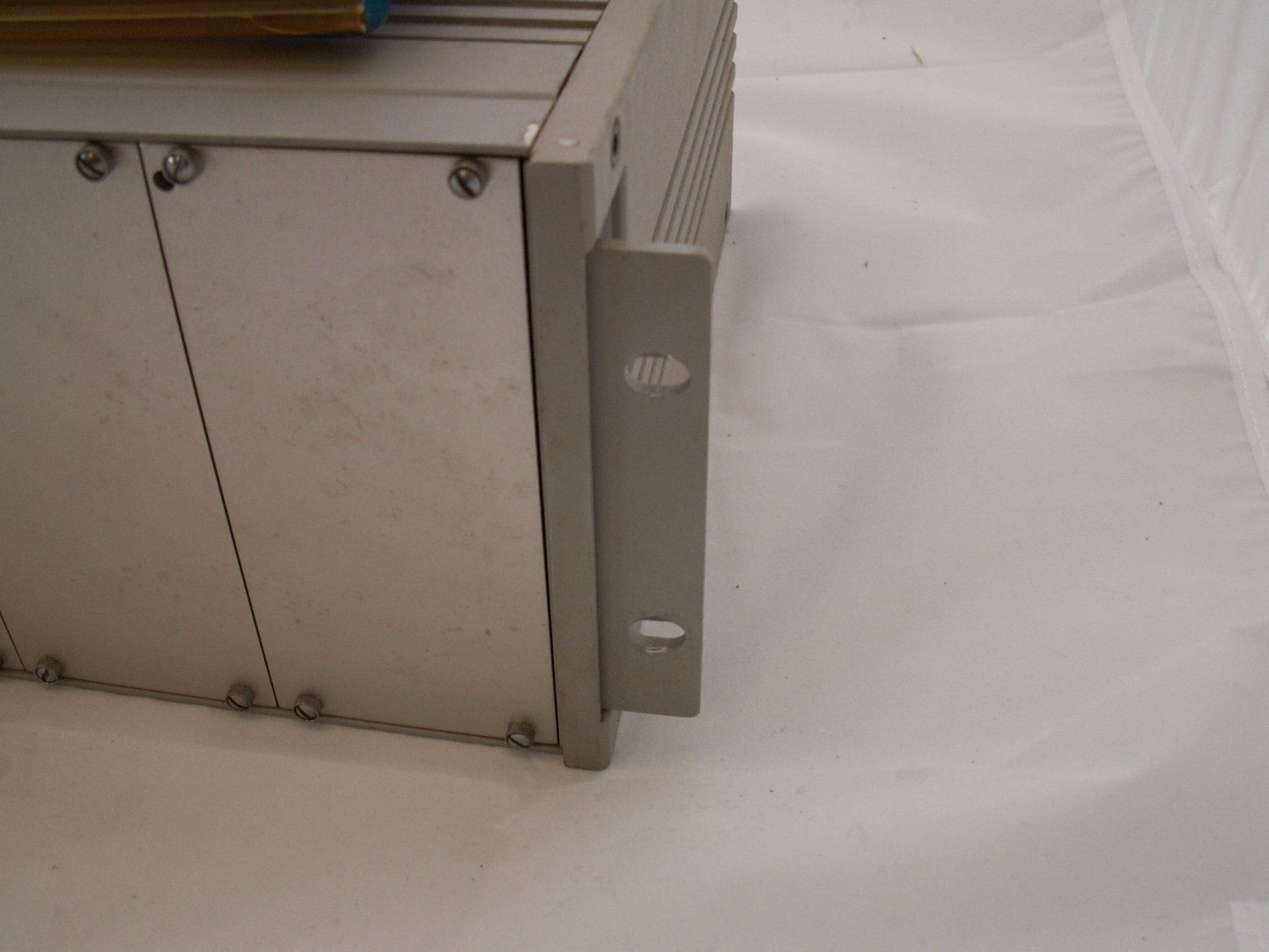 Mesurer: Multiplexeur de mesure GPIB Pickering – D'occasion à Attalens par Gmsa68 8