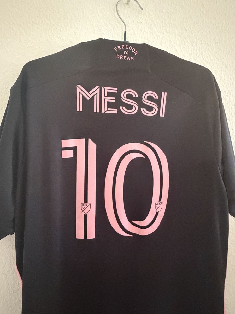 Adidas Canottiere & Pantaloni: Maillot Inter Miami / MESSI 10 – Usato da Thônex venduto da vitorferreirapuces 2
