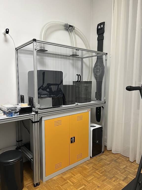 Tutti gli attrezzi: Caisson polycarbonate avec châssis aluminium – Usato da Genève venduto da Edouard.h 3