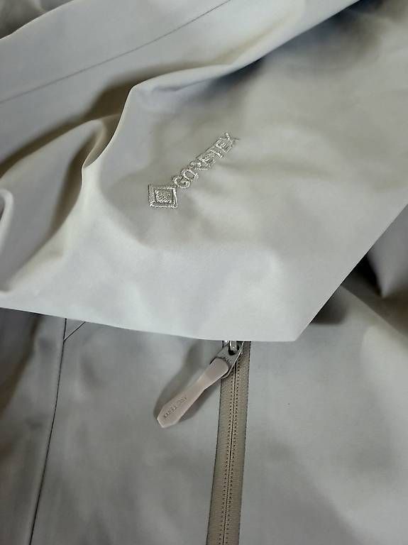 Giacche: Arc'teryx Beta Jacket – Nuovo e nell'imballaggio originale da Aarau venduto da Marylou90 4