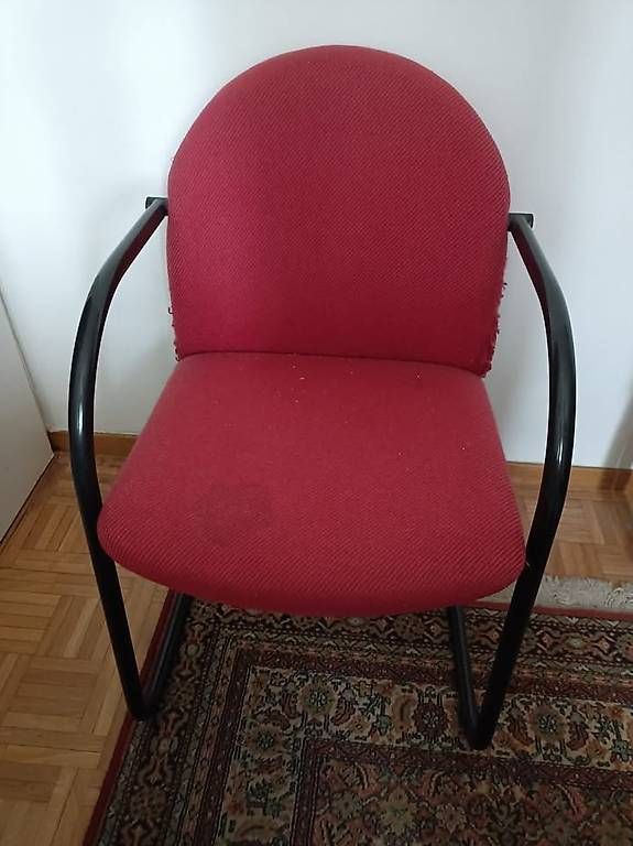 Sedie: Chaise rouge – Usato da Thônex venduto da baptistela