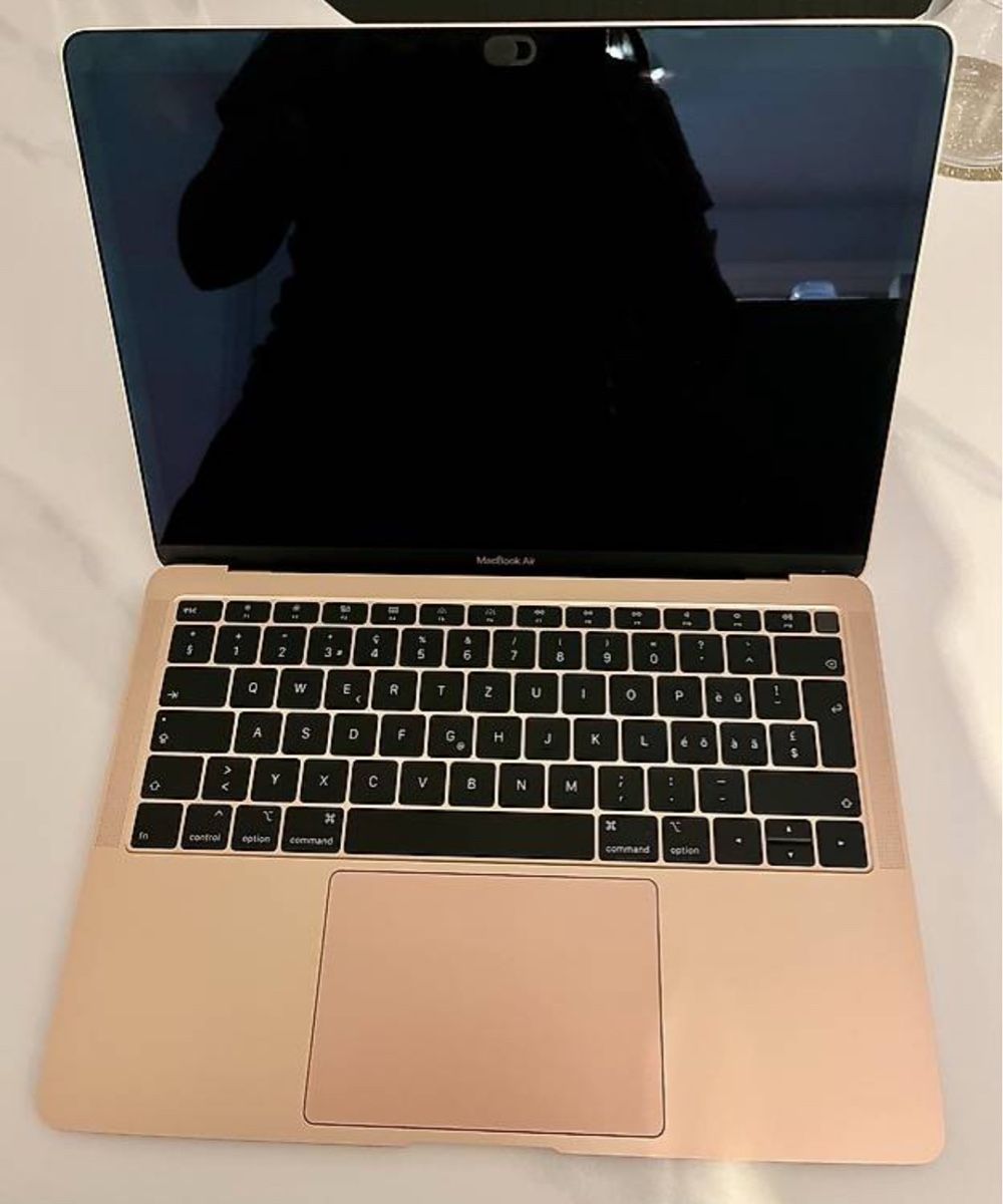 Apple Notebook: Apple MacBook Air  – Usato da Cadempino venduto da ste_g5q9