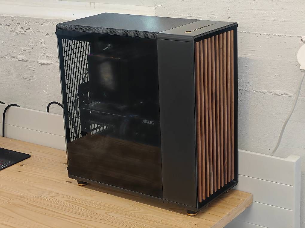 Gaming PC (Ryzen 7600X + 64GB + 2TB + RTX 5070) mit Garantie (Gebraucht ...