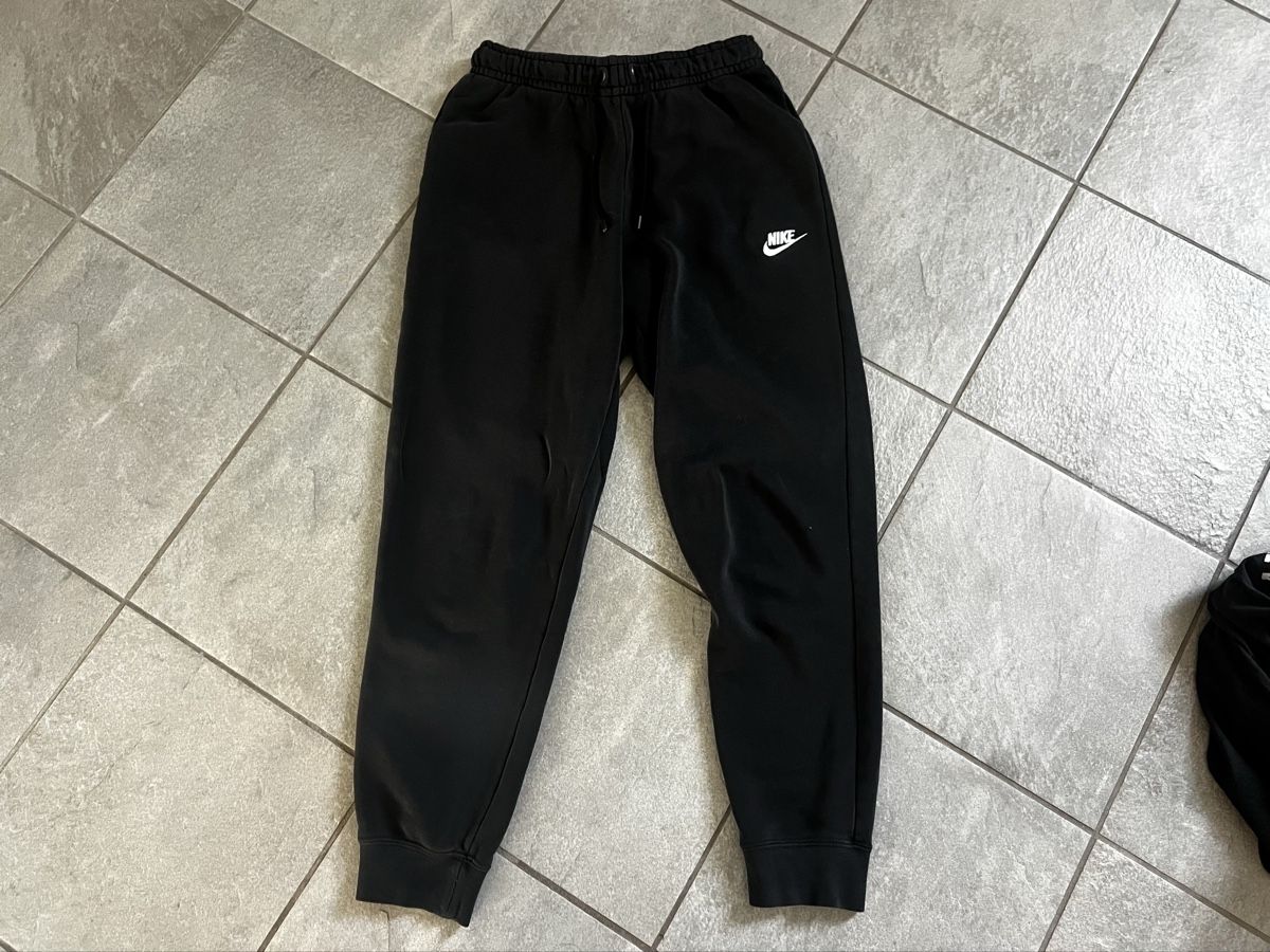 Nike Jumpsuits: tuta nike  – Gebraucht aus Pregassona von beatricee0