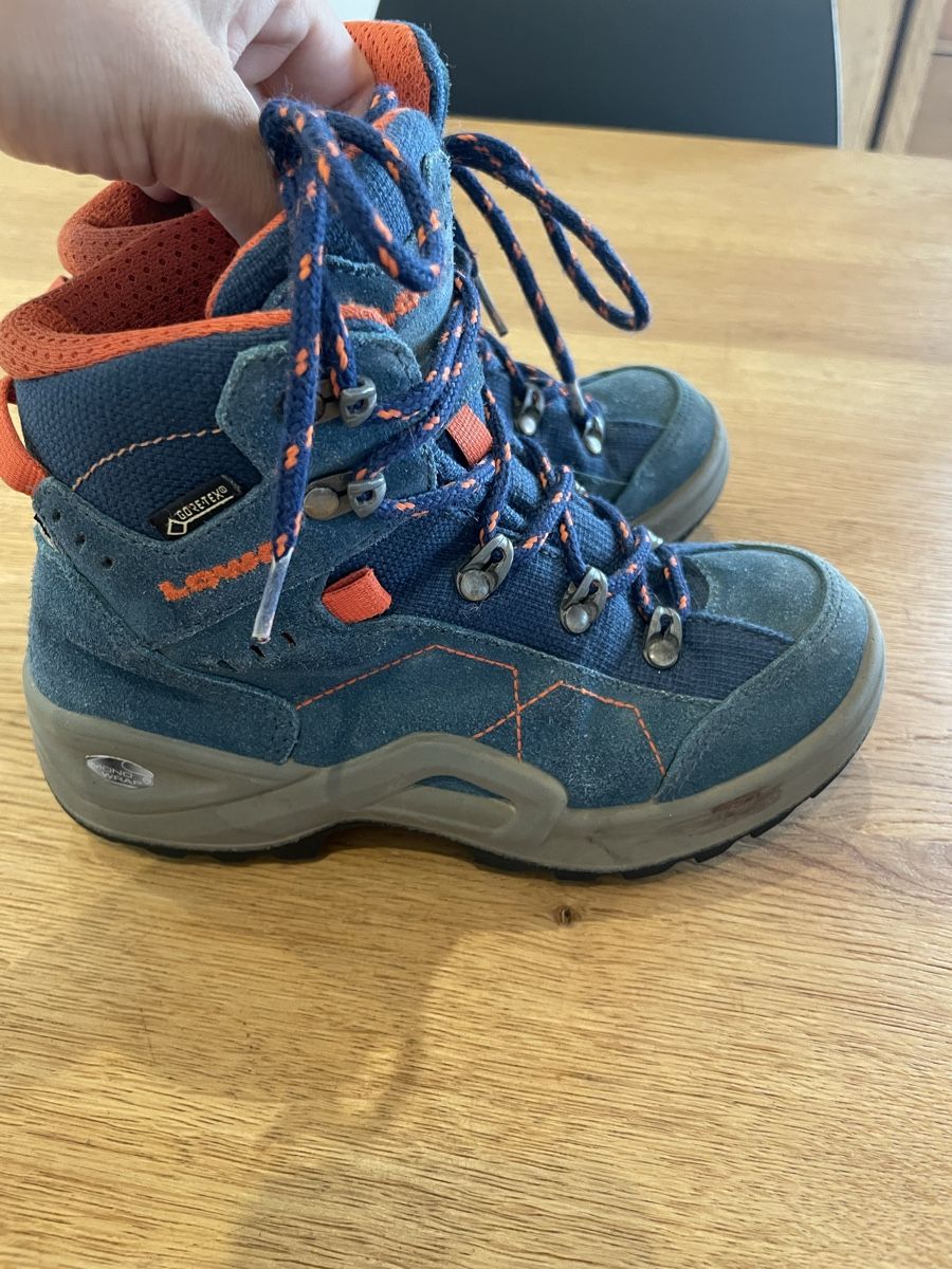 Lowa Scarpe per ragazzi: Lowa Wanderschuhe gr. 32 – Usato da Recherswil venduto da grafics 4