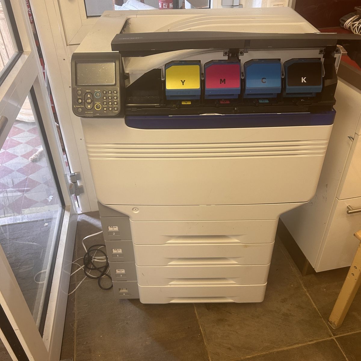 Oki Stampanti: OKI Pro 9431 Drucker defekt – Usato da Laufen venduto da belleskulptur 1