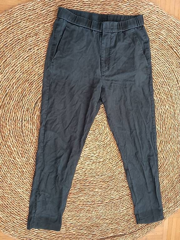 Cos Pantaloni: Schlichte Hose von Cos – Usato da Zürich venduto da Melianea 1